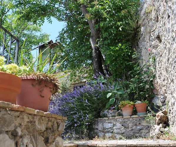 Casa de hóspedes Il Nibbio - Torretta Del Poeta